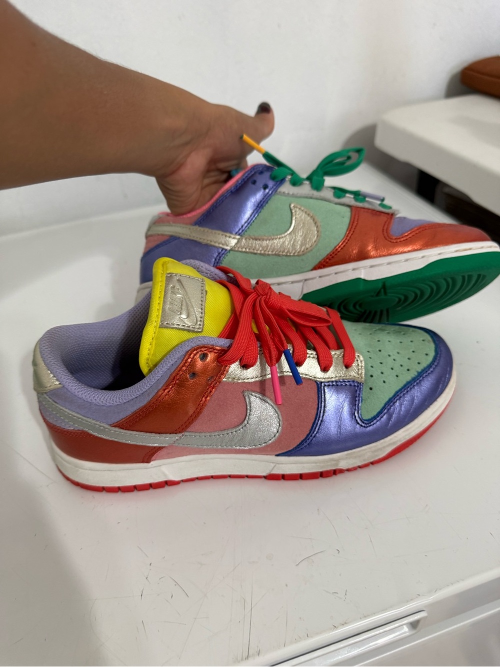 Nike Kids Low-Top Sneakers in Green, Purple, Red and Silver